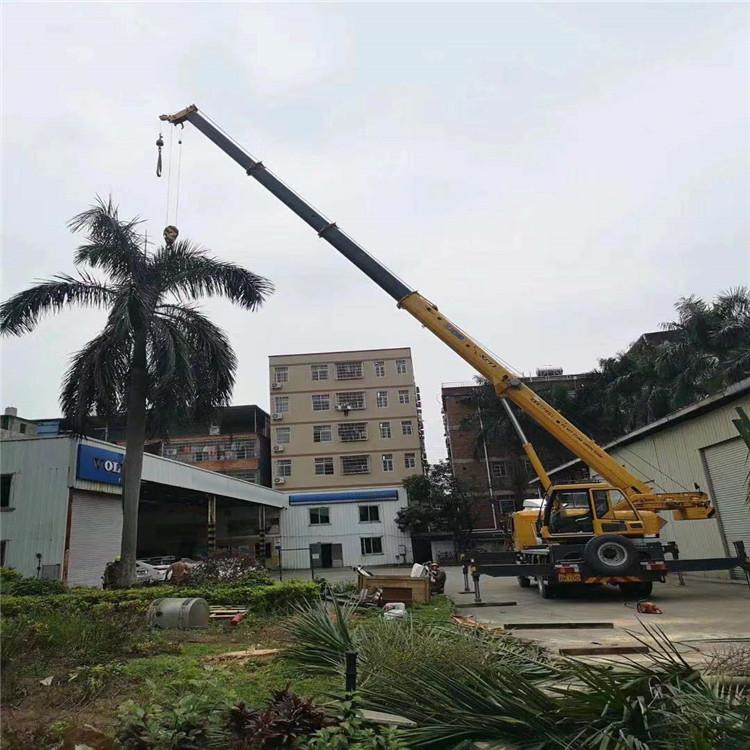 解放汽车吊出租多少钱？全面解析与市场行情