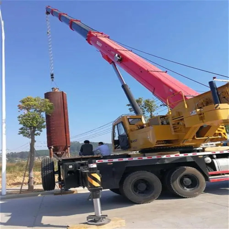 解放专业吊车租赁多少钱