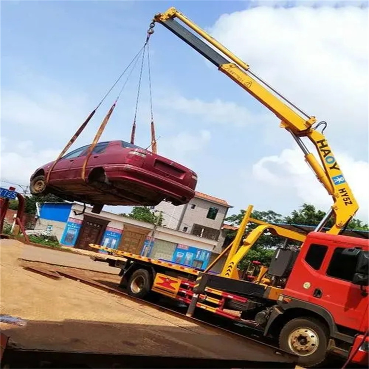 解放吊车救援小汽车怎么吊