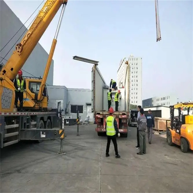 解放如何找到附近的吊车救援服务