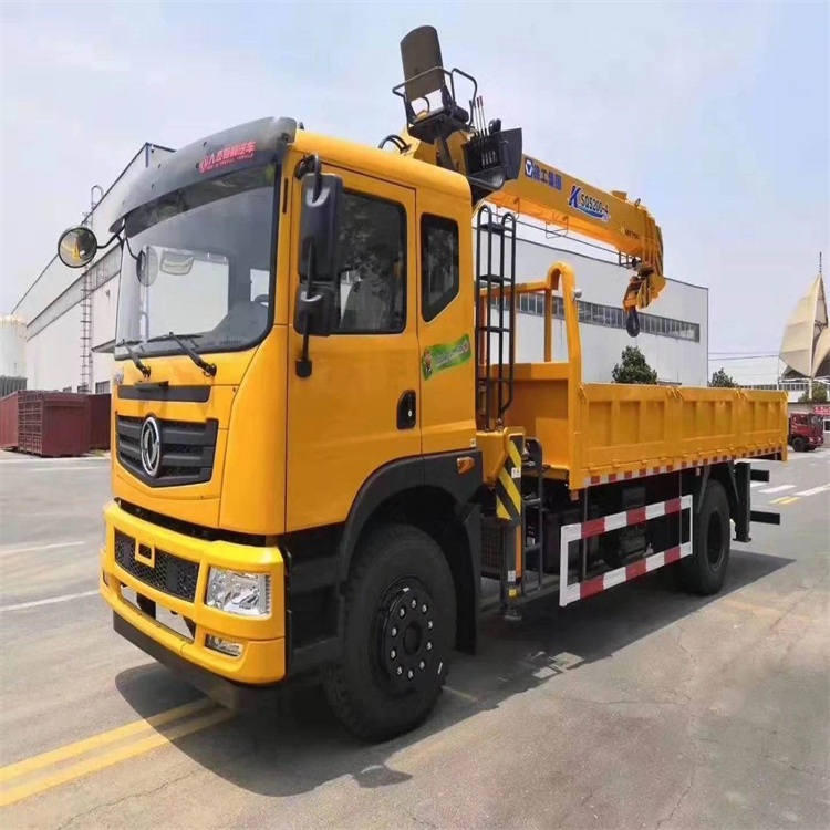 解放附近找一辆随车吊出租