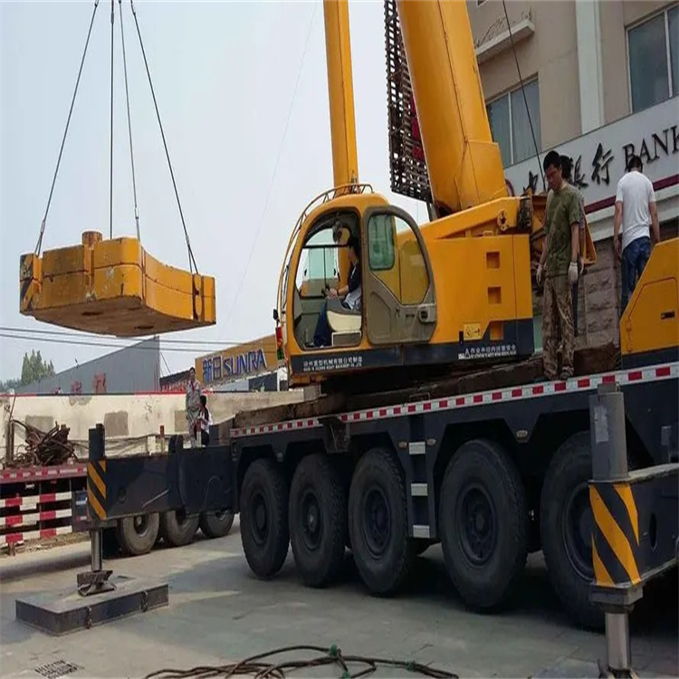 解放当地吊车出租|机器吊装|75吨|工厂搬迁服务